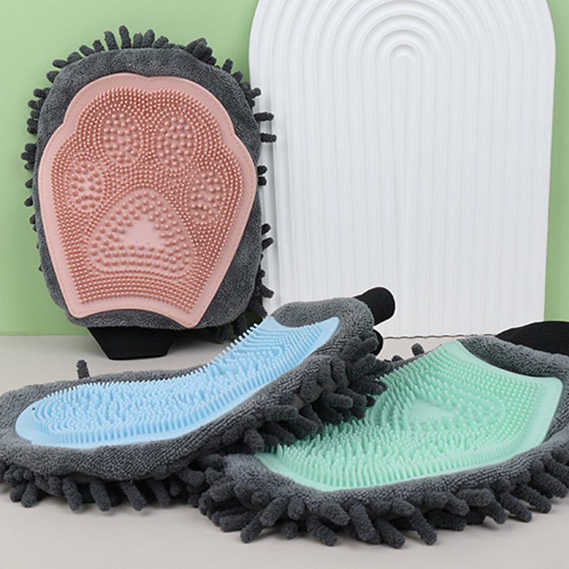 2-in-1 pet bathing and grooming glove