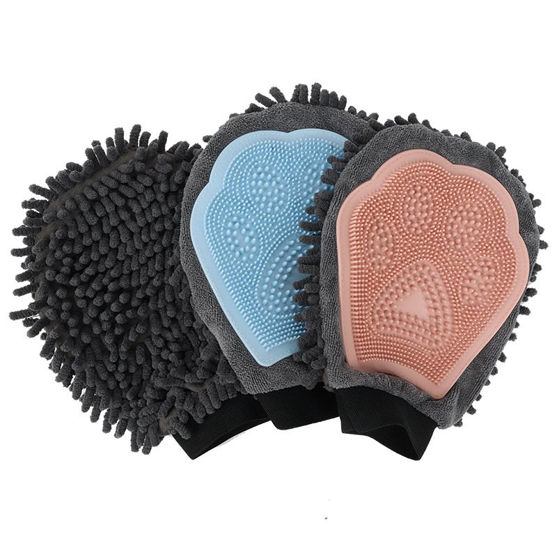 2-in-1 Pet Bathing & Grooming Glove – photo 8 2-in-1 Pet Bathing & Grooming Glove – photo 8
